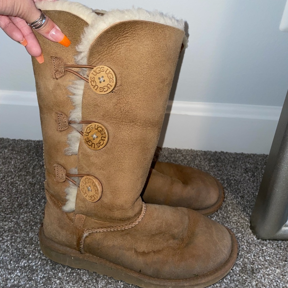 UGG tall Bailey button boots in Chestnut